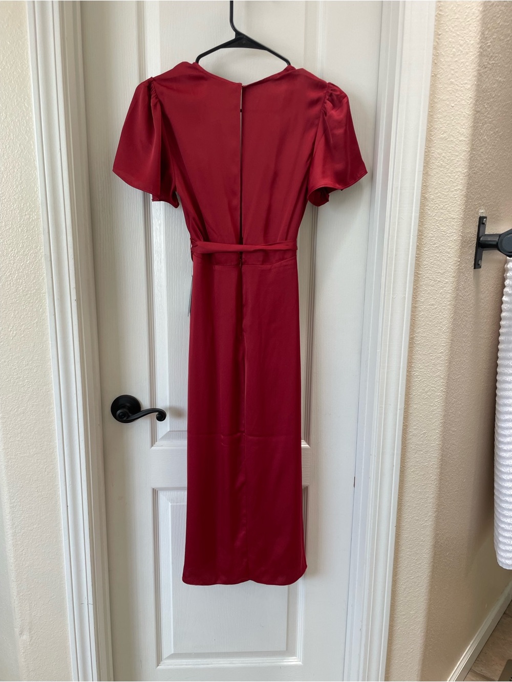 BNWT EXPRESS Red Satin Wrap Dress with Tie Waist - Picture 6 of 10